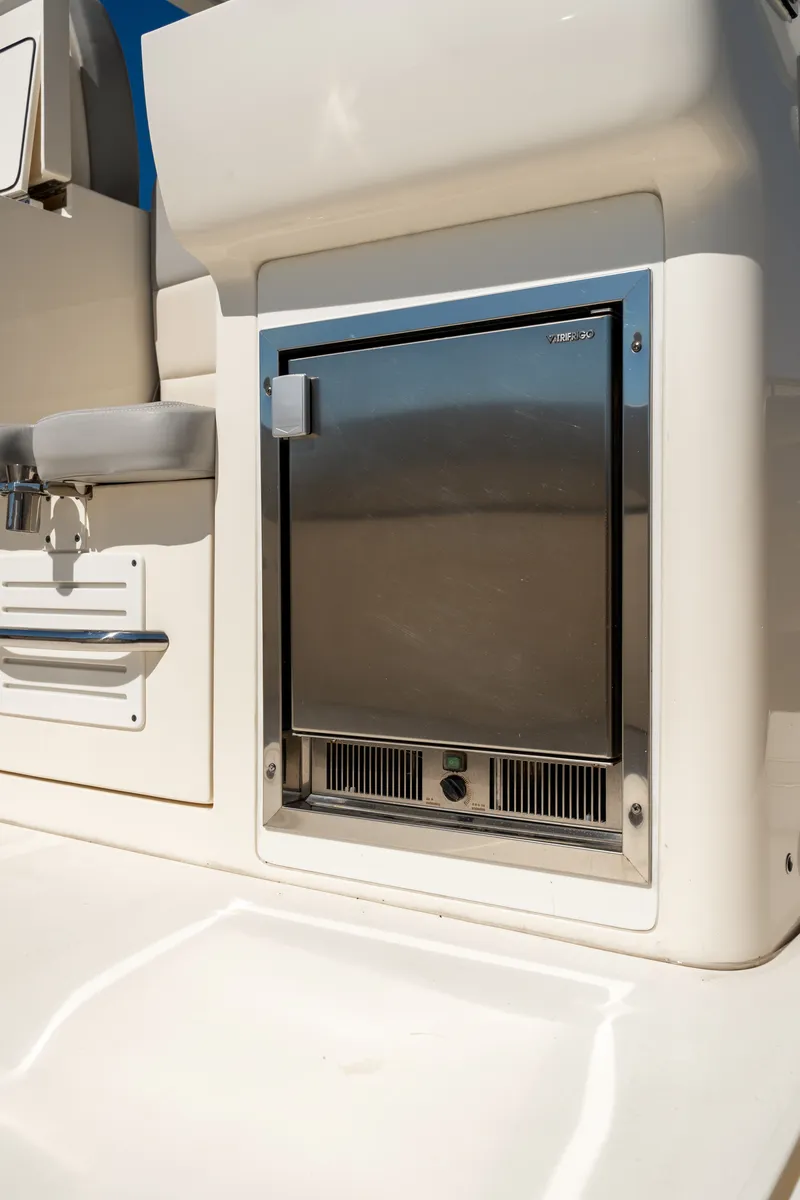 Slide: The Image of Scout 420 LXF 2020 - 41
