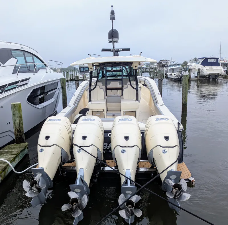 Slide: The Image of Scout 420 LXF 2020 - 1
