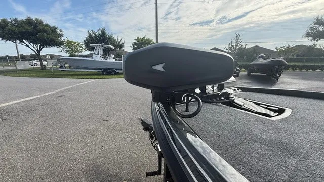 Slide: The Image of Phoenix Bass Boat 920 Elite X 2027 - 8