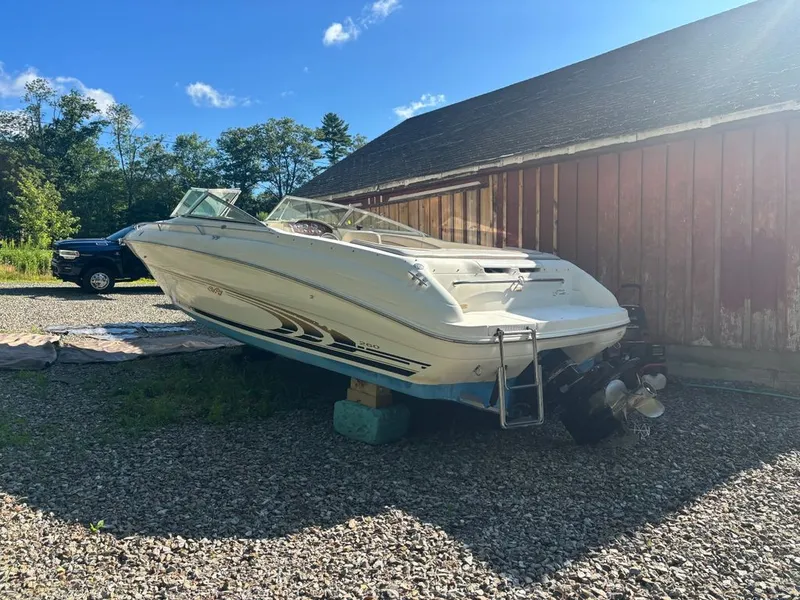 Slide: The Image of Sea Ray 260 Signature 1997 - 1