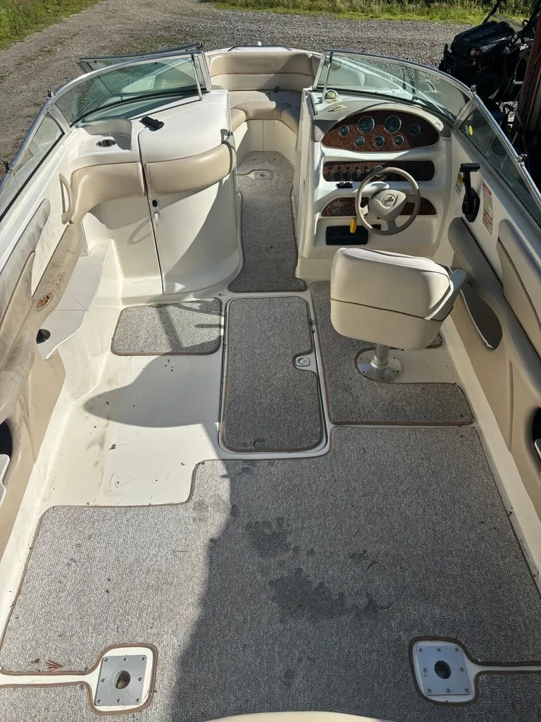 Slide: The Image of Sea Ray 260 Signature 1997 - 3