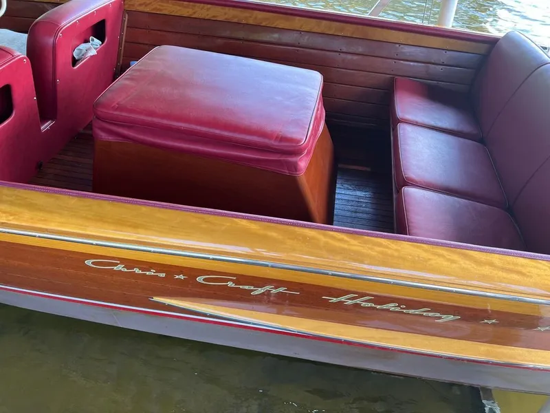 Slide: The Image of Chris-Craft Holiday 1952 - 8