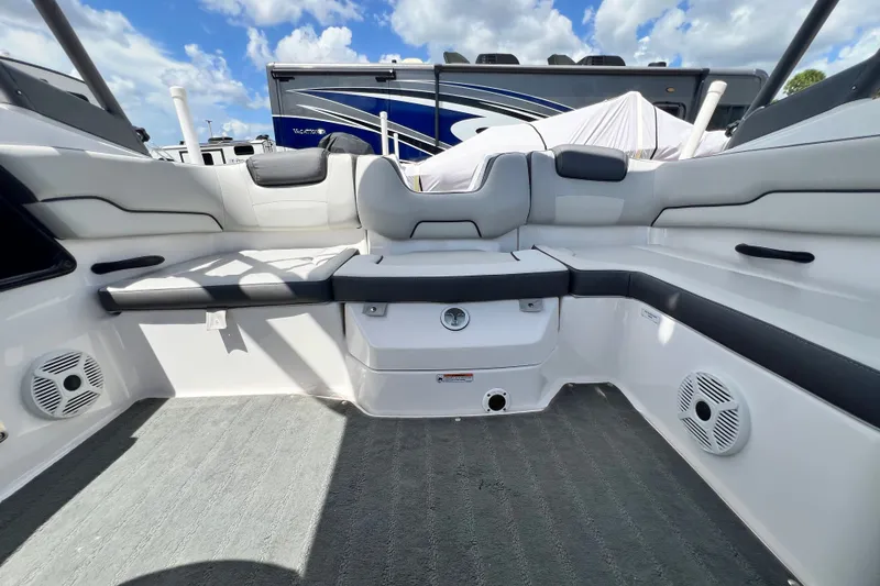 Slide: The Image of 2022 Yamaha Boats AR190 interior with spacious seating and modern design. - 49