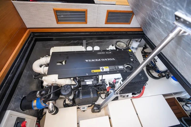 Slide: The Image of Engine compartment of 2017 Palm Beach Motor Yachts PB42 with Volvo Penta engine. - 52