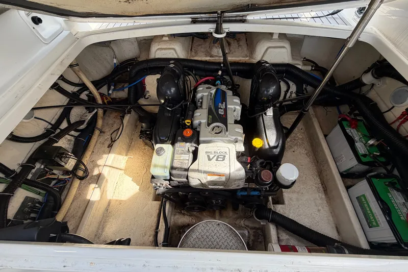 Slide: The Image of Engine compartment of a 2017 Formula 290 Bowrider with a big block V8 engine. - 17