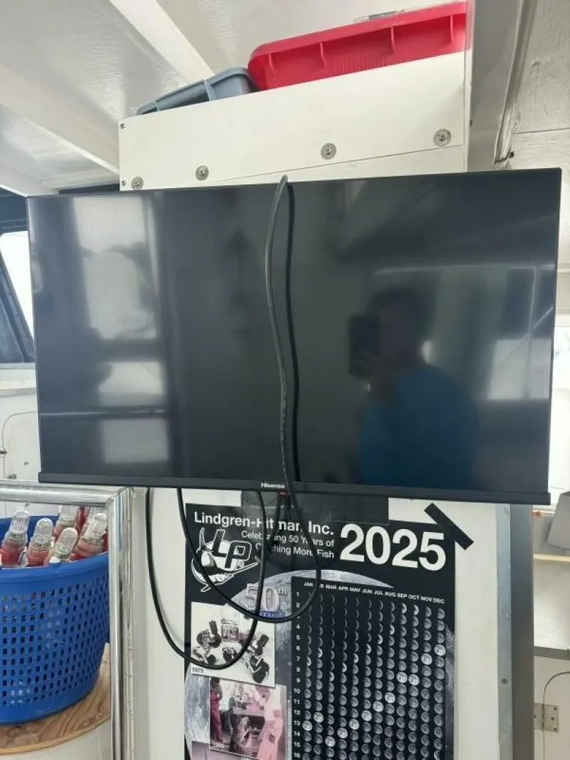 Slide: The Image of Custom 52 Commercial Fishing 1987 - 31