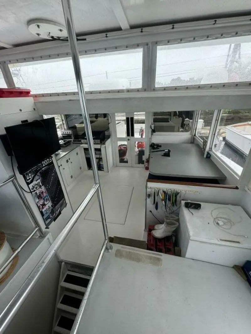 Slide: The Image of Custom 52 Commercial Fishing 1987 - 12