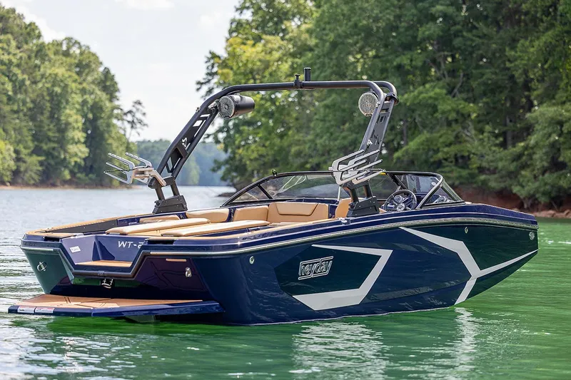 The Image of Manufacturer Provided Image: 2026 Heyday WT-2DC boat on a serene lake. - 15