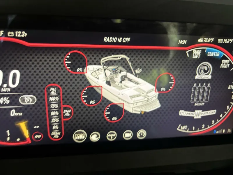 Slide: The Image of Malibu Wakesetter 23 LSV 2022 - 69