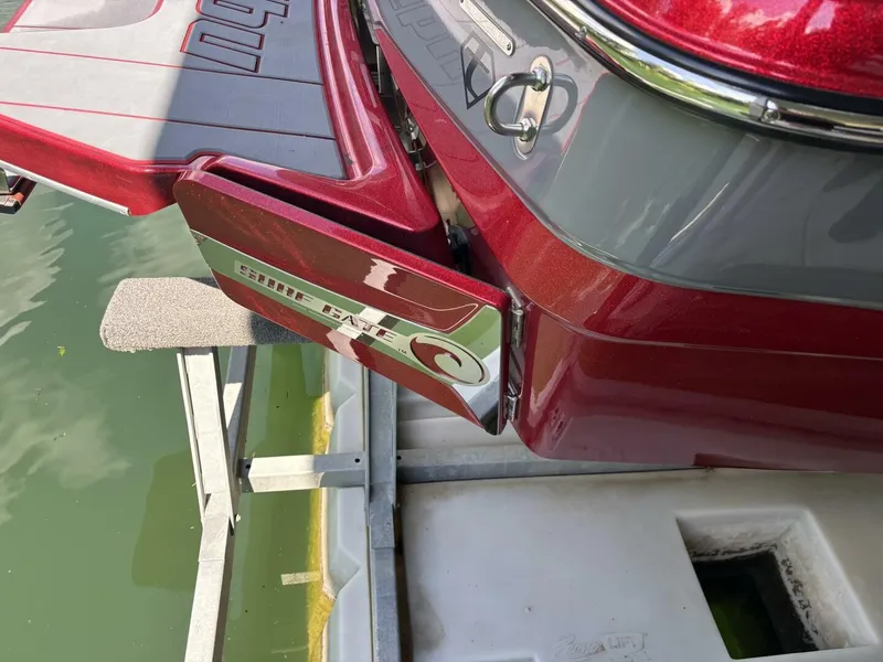 Slide: The Image of Malibu Wakesetter 23 LSV 2022 - 91