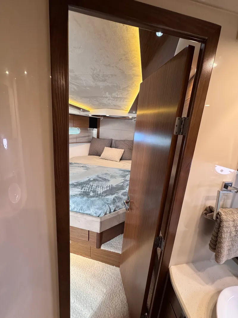 Slide: The Image of Cruisers 45 CANTIUS 2014 - 16