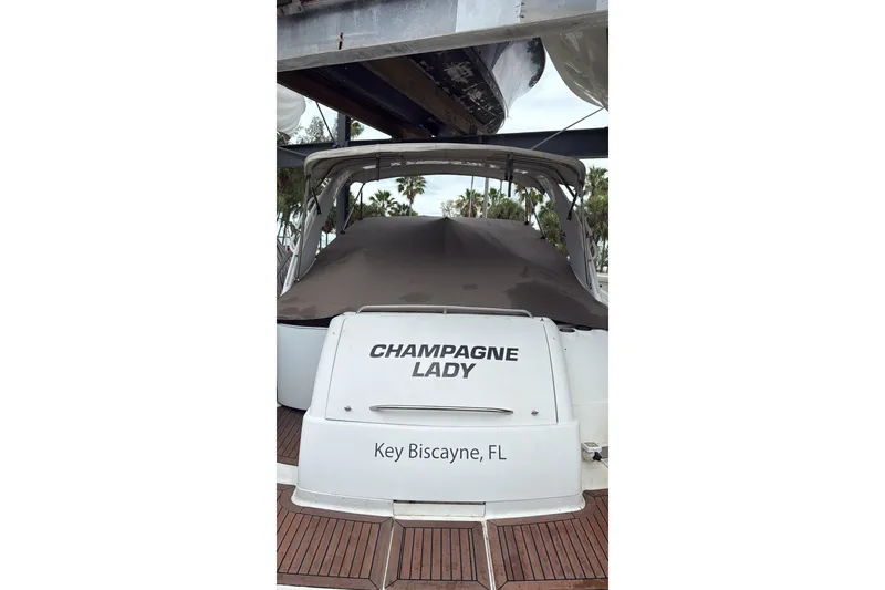 Slide: The Image of 2004 Formula 370 Super Sport boat named "Champagne Lady" in Key Biscayne, FL. - 41