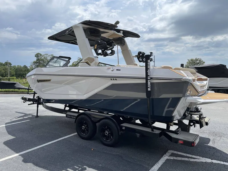 Slide: The Image of Nautique G23 2027 - 13
