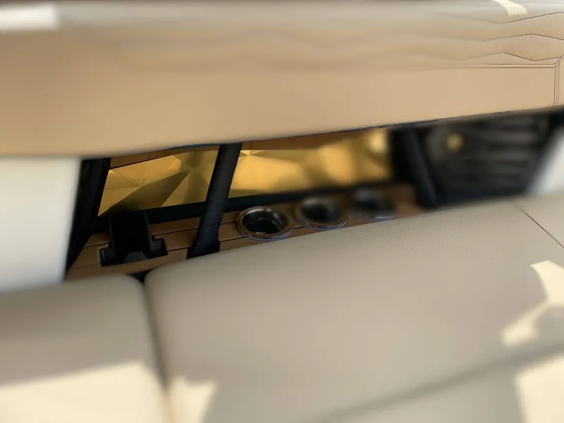 Slide: The Image of Nautique G23 2027 - 32