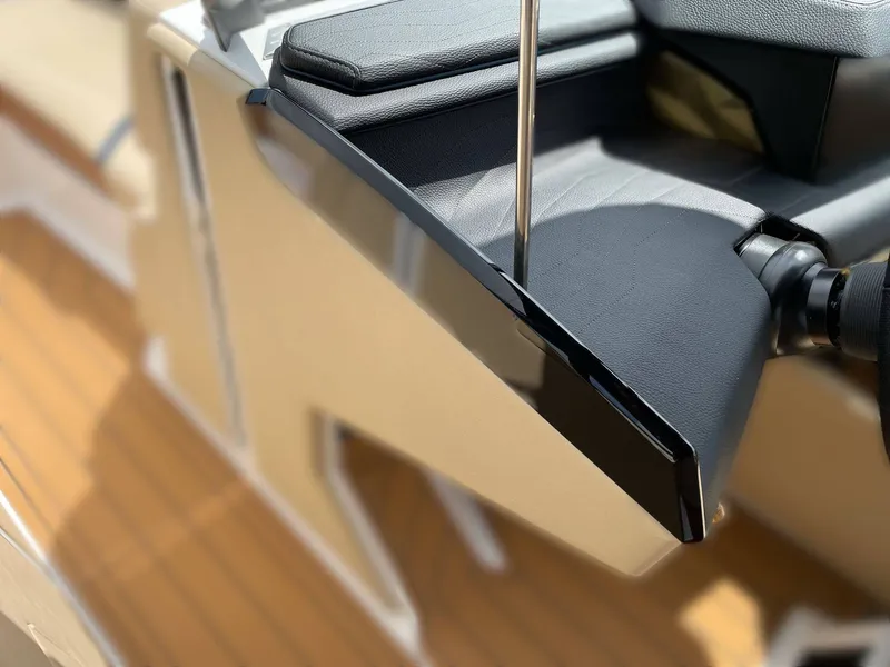 Slide: The Image of Nautique G23 2027 - 14