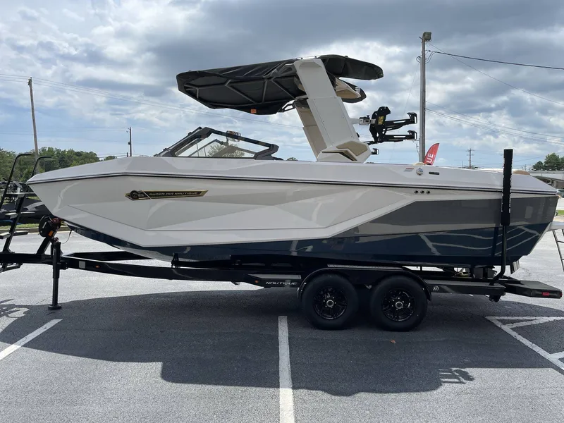 Slide: The Image of Nautique G23 2027 - 11