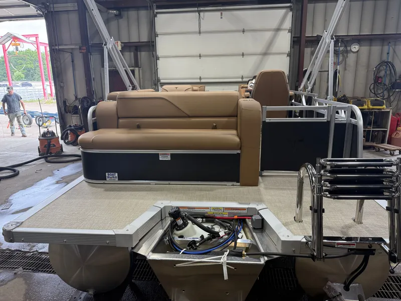 Slide: The Image of Tahoe Sport CRB 2180 Cruise Rear Bench & 4-Stroke $30995 2027 - 40