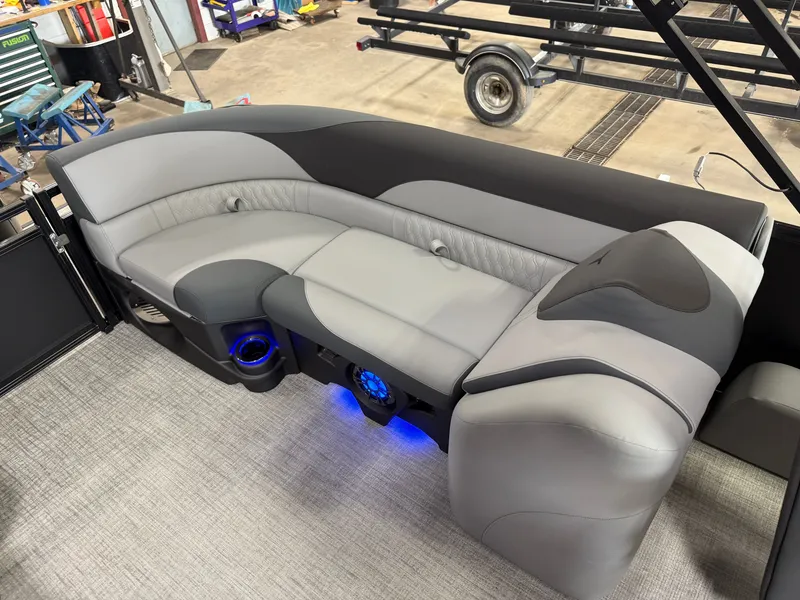 Slide: The Image of Tahoe LTZ 2385 Quad Lounge 300HP Tritoon 2026 - 21