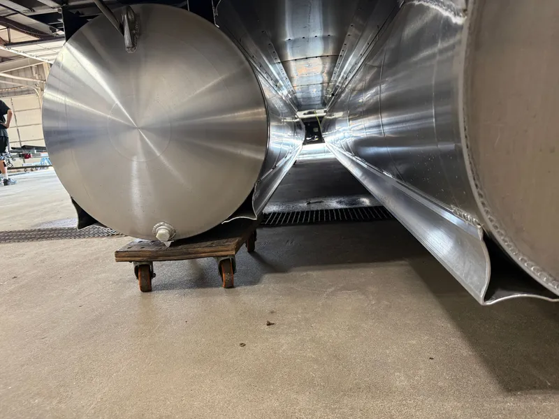 Slide: The Image of Tahoe LTZ 2385 Quad Lounge 300HP Tritoon 2026 - 46