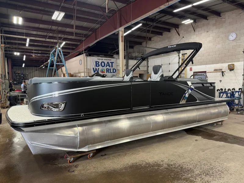 Slide: The Image of Tahoe LTZ 2385 Quad Lounge 300HP Tritoon 2026 - 37