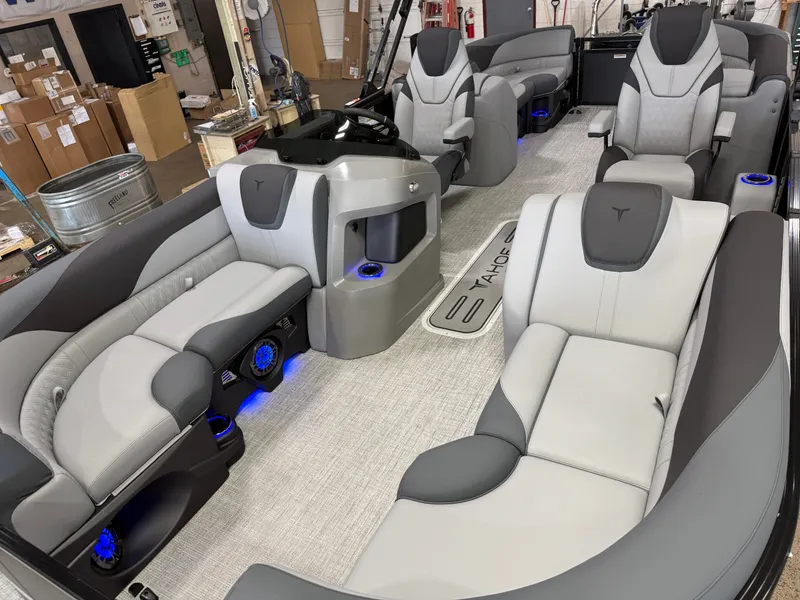 Slide: The Image of Tahoe LTZ 2385 Quad Lounge 300HP Tritoon 2026 - 35