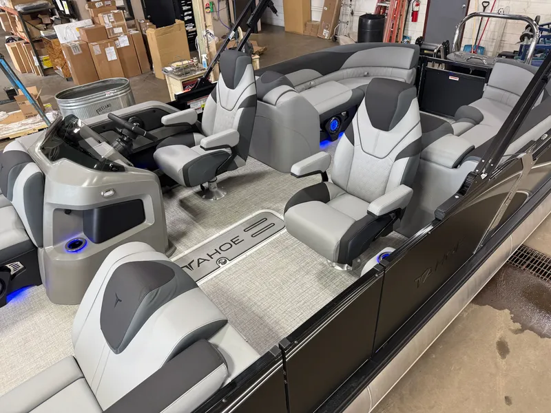 Slide: The Image of Tahoe LTZ 2385 Quad Lounge 300HP Tritoon 2026 - 3