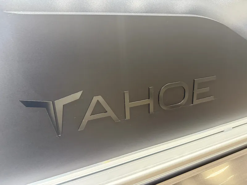 Slide: The Image of Tahoe Sport 2380 Cruise Rear Bench (CRB) & Honda 4-Stroke EFI 2026 - 34