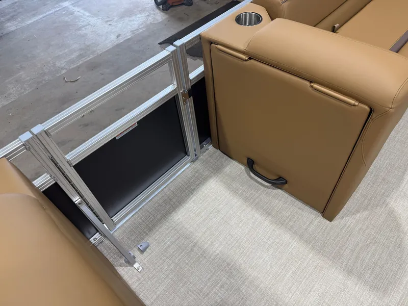 Slide: The Image of Tahoe Sport 2380 Cruise Rear Bench (CRB) & Honda 4-Stroke EFI 2026 - 23