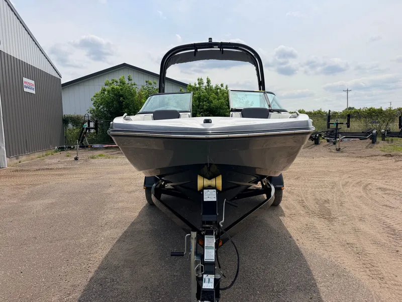 Slide: The Image of Yamaha AR192 Jet Boat 210HP Supercharged 1.8L & Single Axle Trailer 2016 - 49