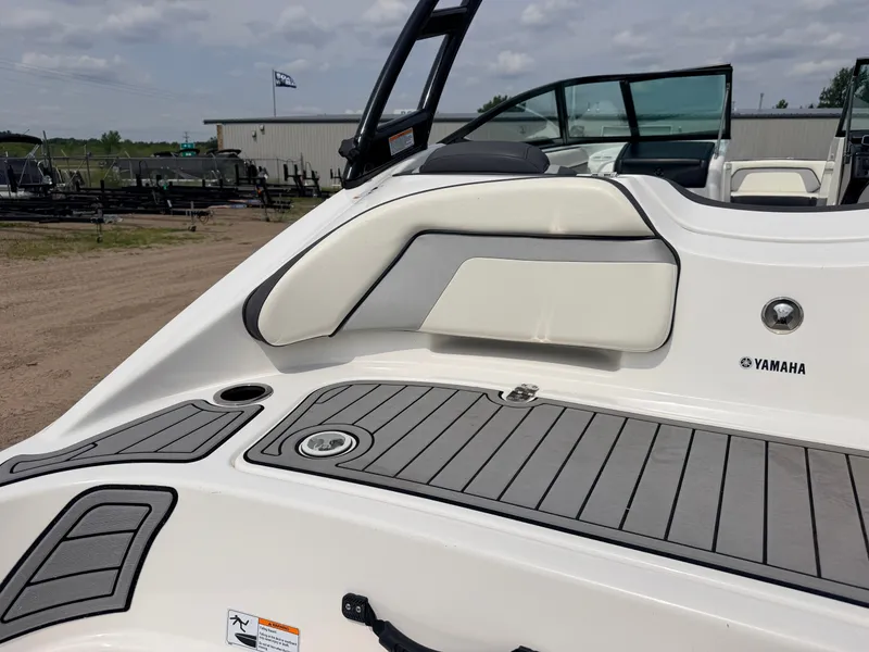 Slide: The Image of Yamaha AR192 Jet Boat 210HP Supercharged 1.8L & Single Axle Trailer 2016 - 43