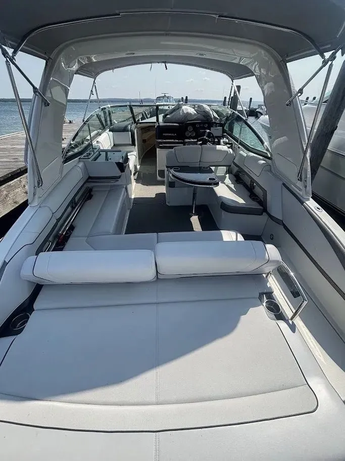 Slide: The Image of Formula 330 Crossover Bowrider 2016 - 3