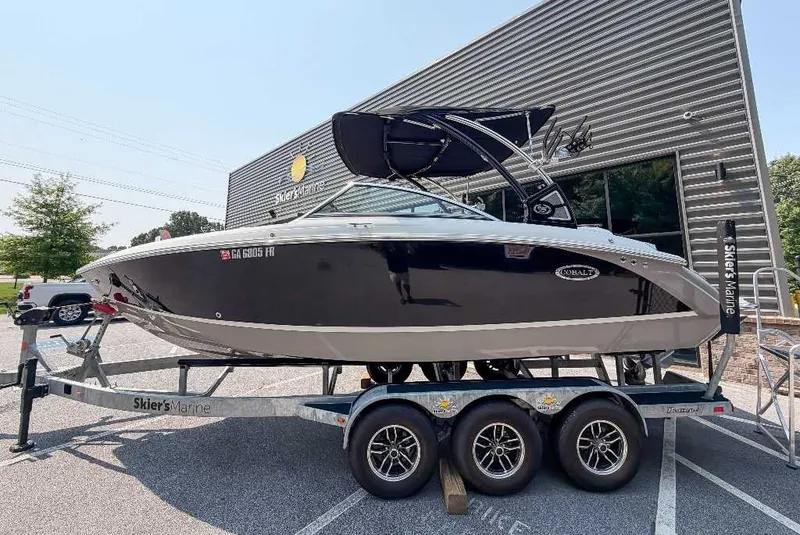 Slide: The Image of Cobalt R3 Surf 2019 - 5