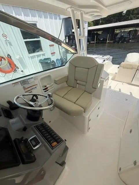 Slide: The Image of Pursuit DC 295 Dual Console 2017 - 14