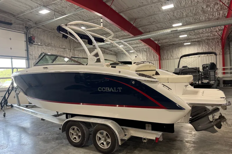 Slide: The Image of 2020 Cobalt R5 boat on trailer in indoor storage facility. - 4