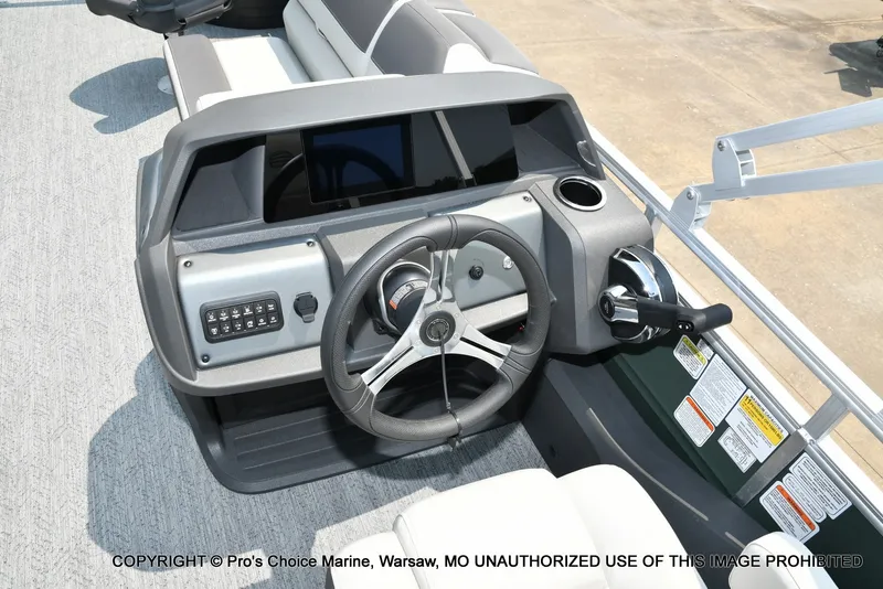 Slide: The Image of Sun Tracker Fishin' Barge 22 DLX 2027 - 14