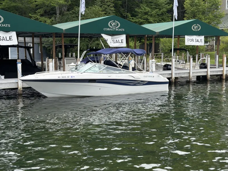 The Image of Four Winns 230 Horizon 2000 - 1