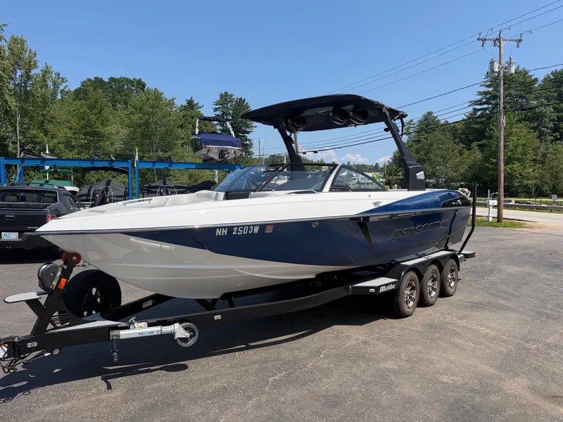 Slide: The Image of Malibu Wakesetter 25 LSV 2016 - 6