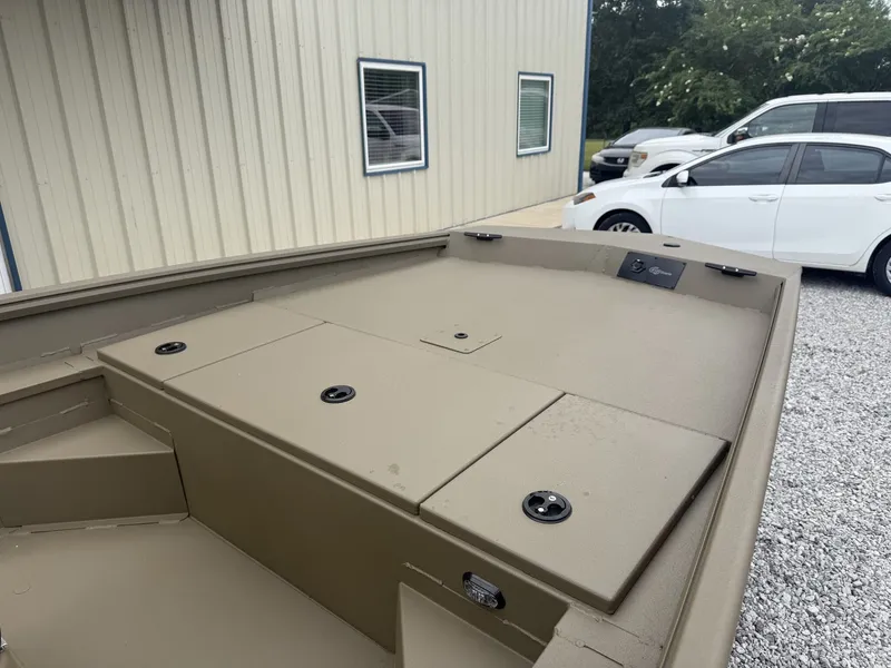 Slide: The Image of G3 Gator Tough 17CC-BROWN YAMAHA 70 2027 - 2