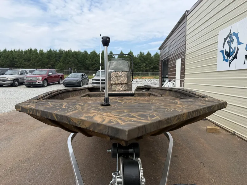 Slide: The Image of G3 Gator Tough 18CC-90SHO YAMAHA 2027 - 3