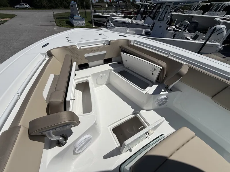 Slide: The Image of Sea Pro 292 2027 - 6