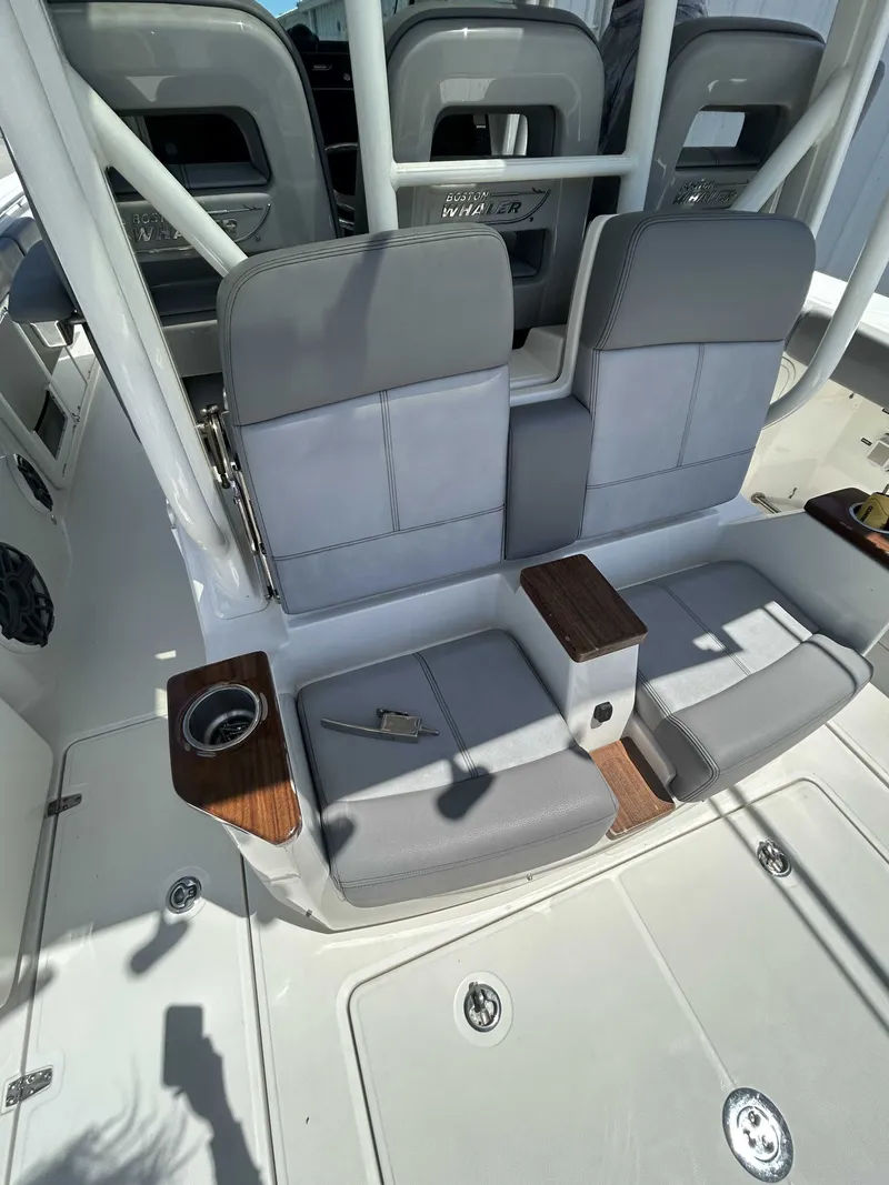 Slide: The Image of Boston Whaler 360 Outrage 2023 - 7