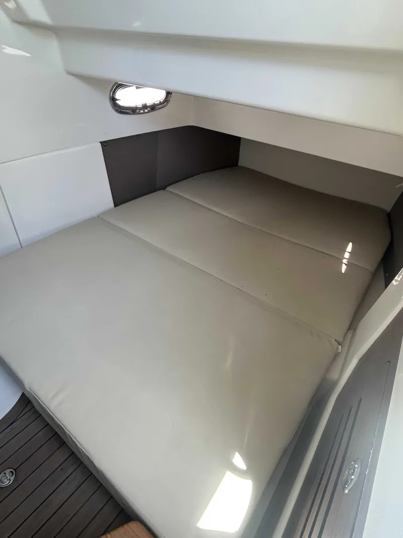 Slide: The Image of Boston Whaler 360 Outrage 2023 - 3