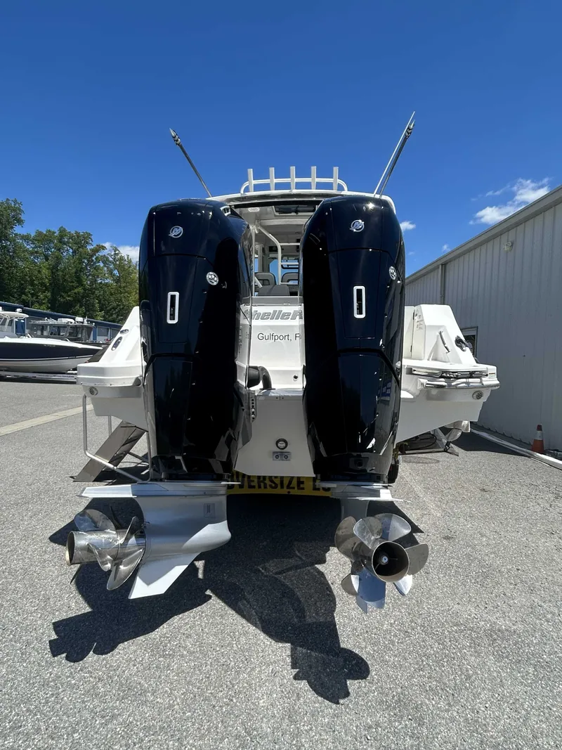 Slide: The Image of Boston Whaler 360 Outrage 2023 - 2