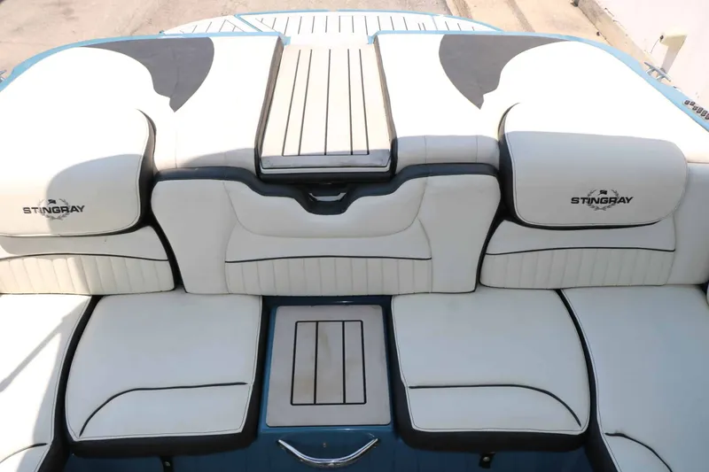 Slide: The Image of Stingray 225 SE 2020 - 31