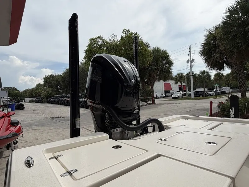 Slide: The Image of Pathfinder 2400 TRS 2022 - 8
