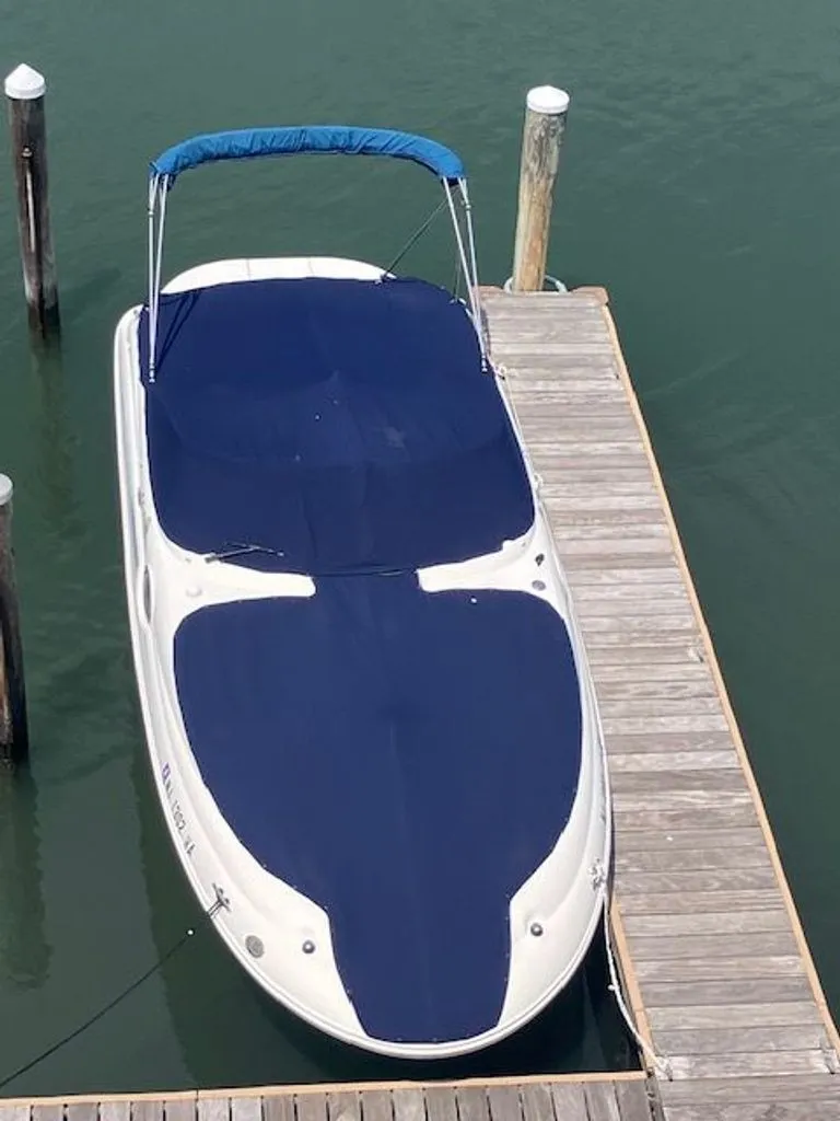 Slide: The Image of Sea Ray 240 Sundeck 2007 - 3