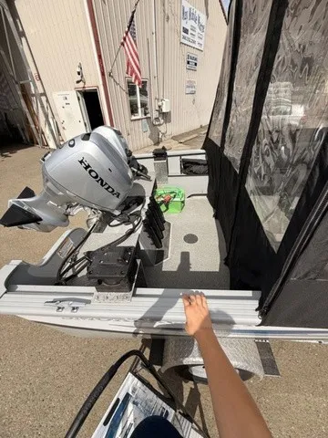 Slide: The Image of Smoker Craft Pro Angler 161 XL 2017 - 13