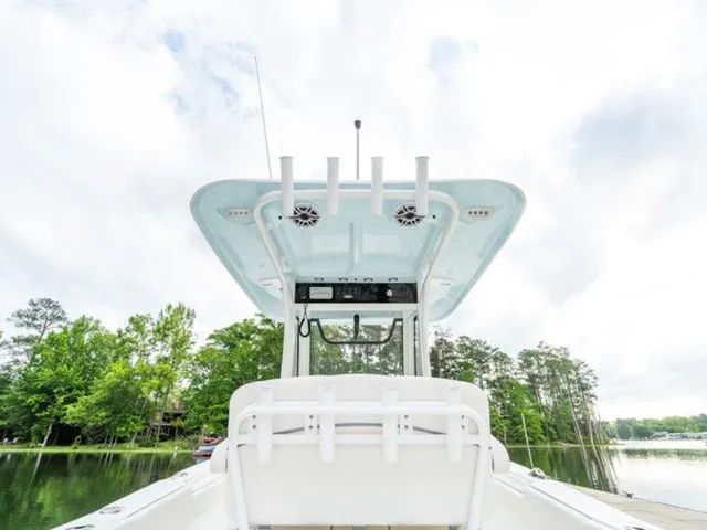 Slide: The Image of Sea Hunt Gamefish 27FS 2027 - 8