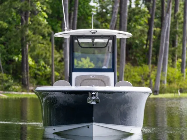 Slide: The Image of Sea Hunt Ultra 255SE 2027 - 3