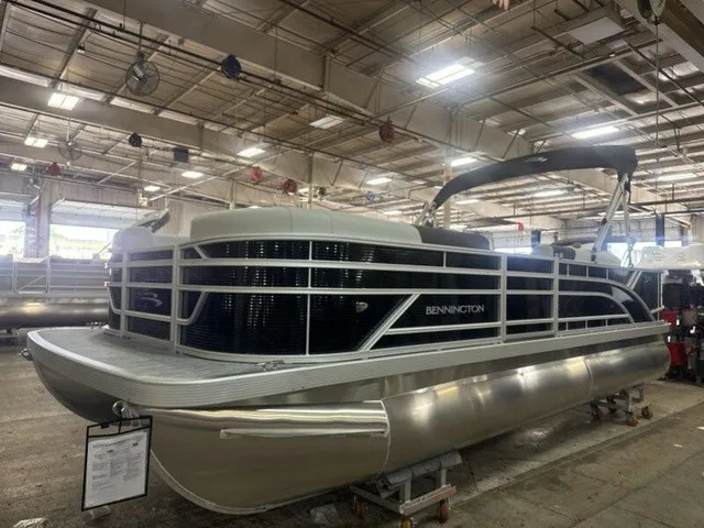Slide: The Image of Bennington S-One Fishing 22 S1FC Pontoon 2027 - 4